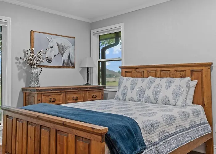 Holiday home Cowtown Casa: A Place To Hang Your Fort Worth