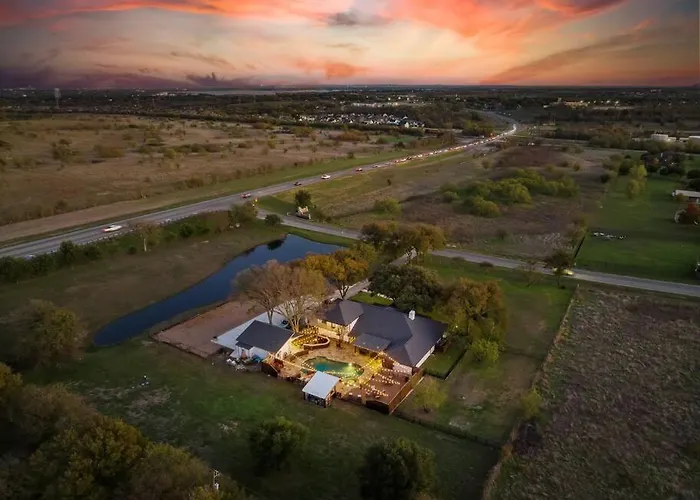 Holiday home Cowtown Casa: A Place To Hang Your Fort Worth