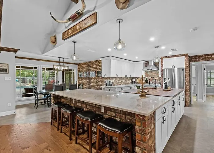 Holiday home Cowtown Casa: A Place To Hang Your