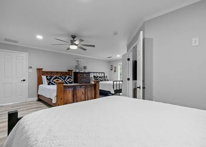 Holiday home Cowtown Casa: A Place To Hang Your Fort Worth