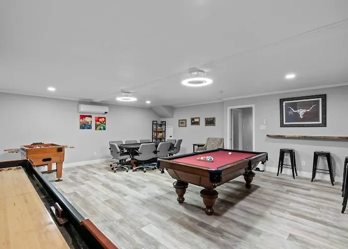 Cowtown Casa: A Place To Hang Your Holiday home