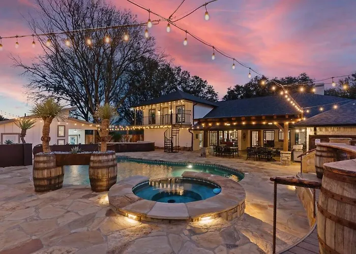 Holiday home Cowtown Casa: A Place To Hang Your